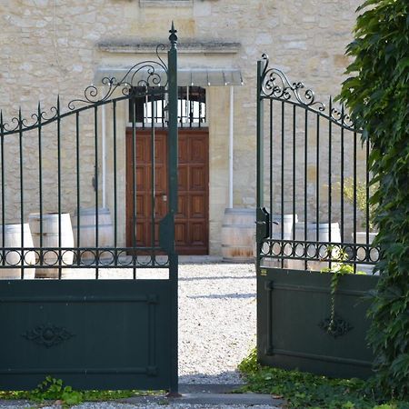 Château la Renommée Villa Saint-Laurent-des-Combes Exterior foto