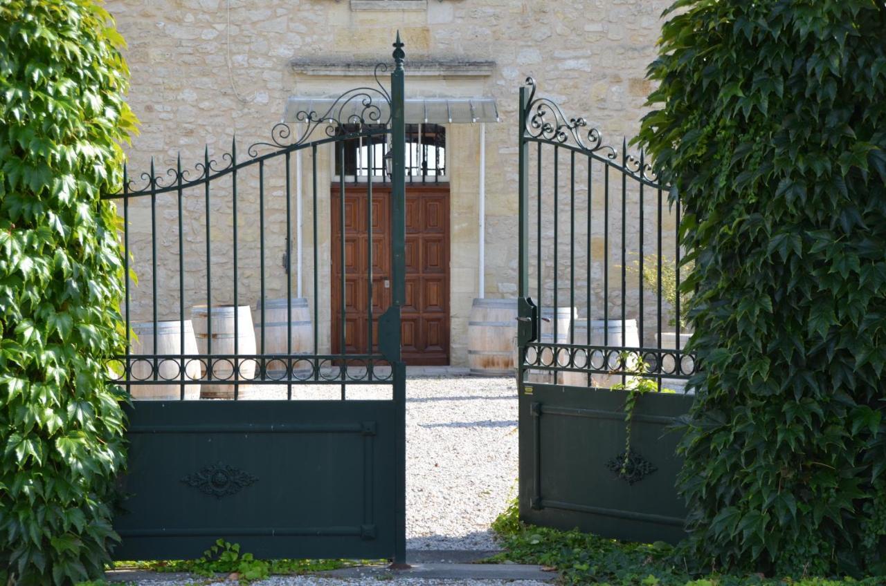 Château la Renommée Villa Saint-Laurent-des-Combes Exterior foto